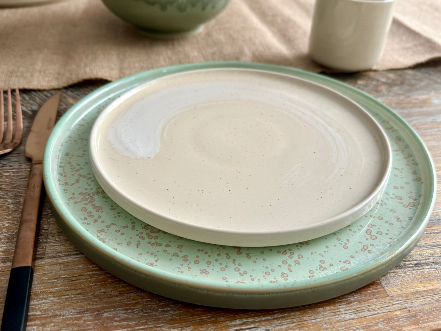 lagoon dinner plate