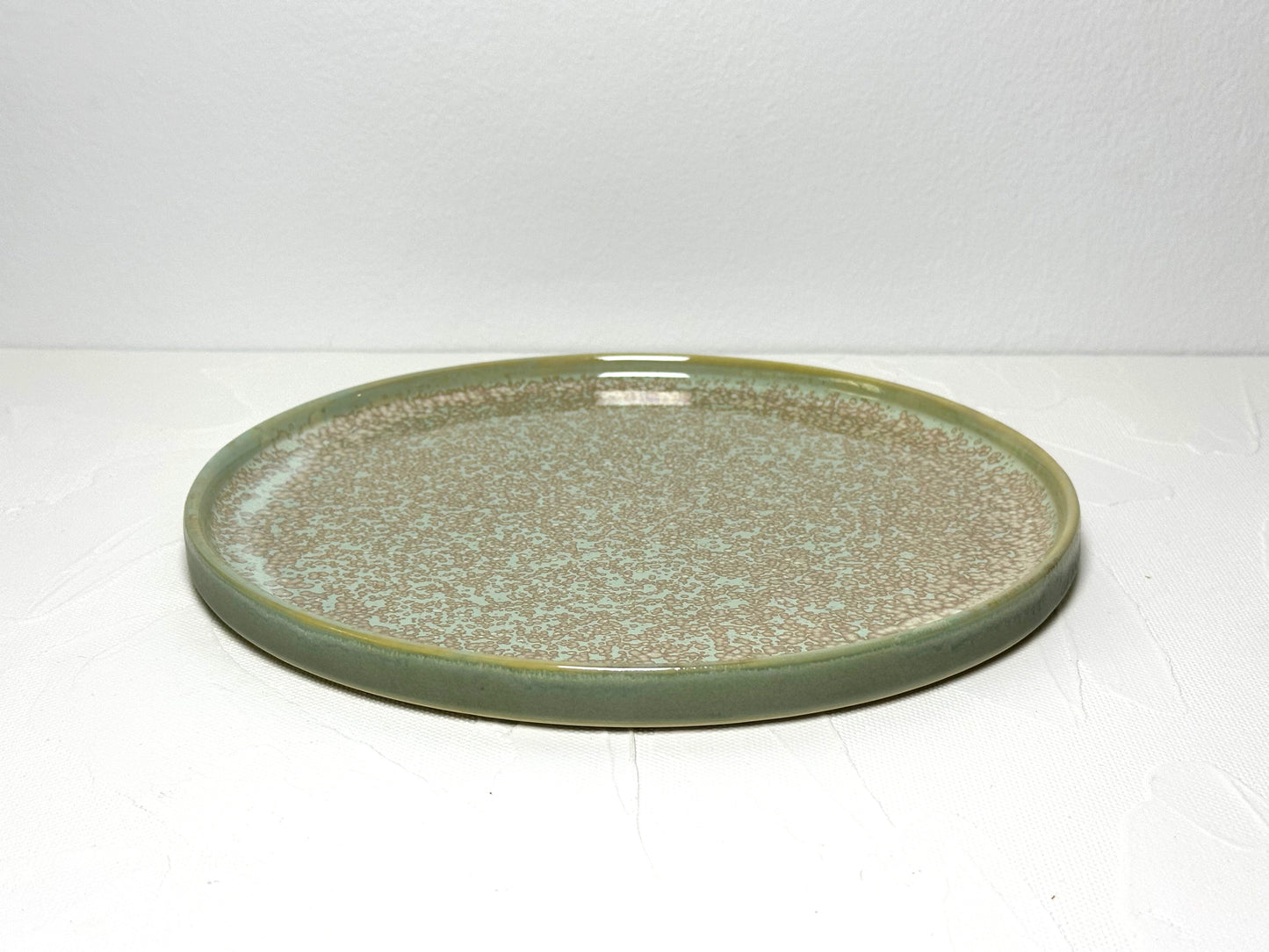 lagoon dinner plate