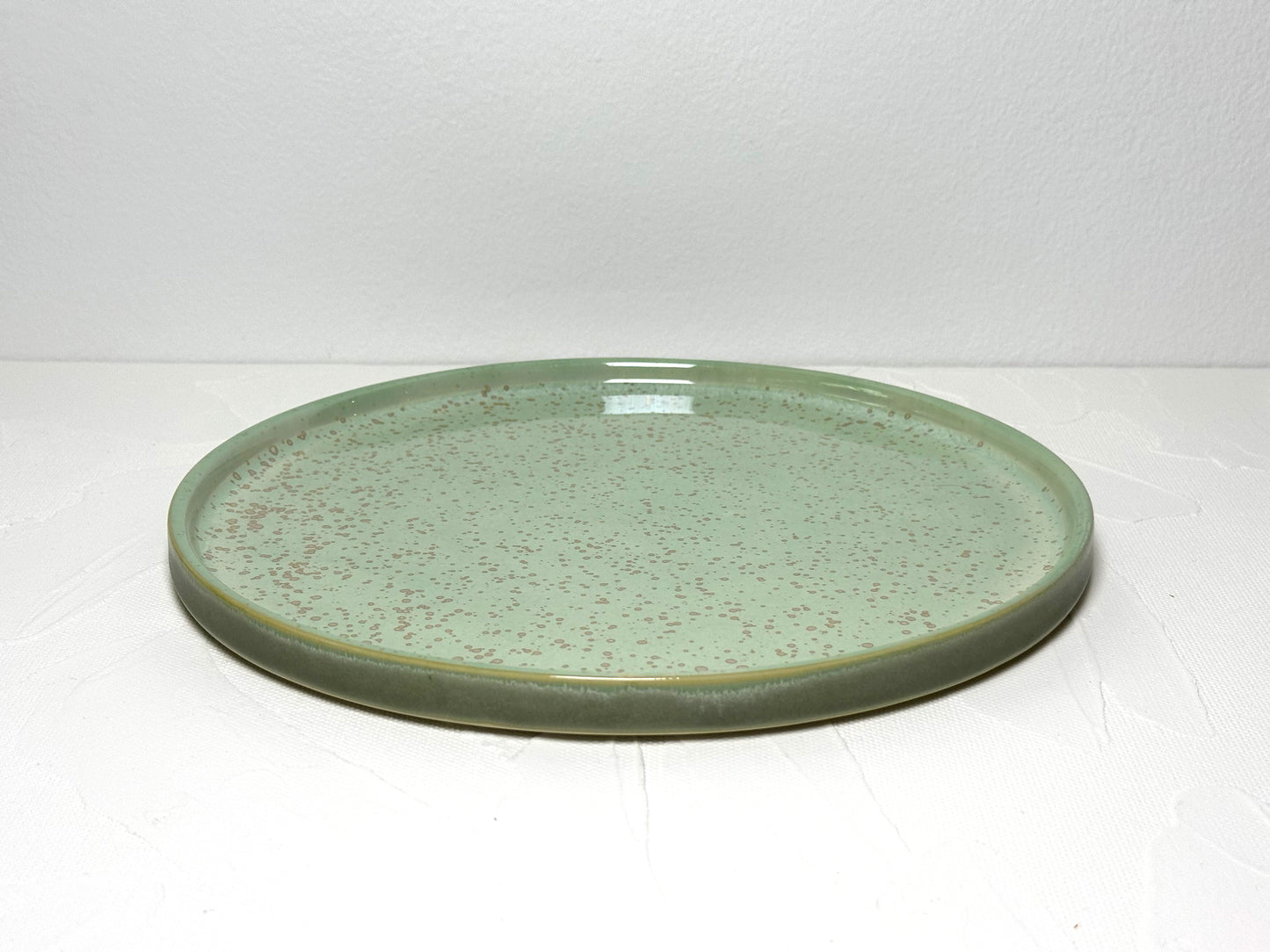 lagoon dinner plate