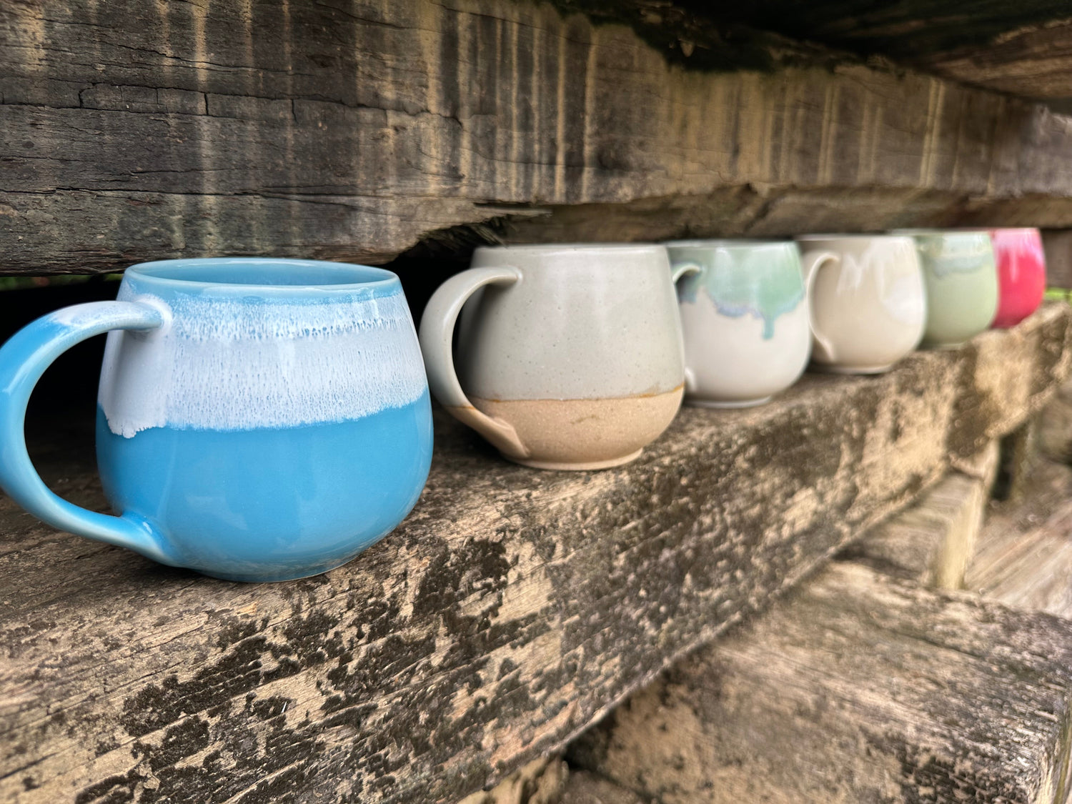 mugs and cups
