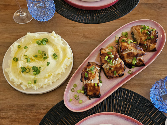 petal freeform platter